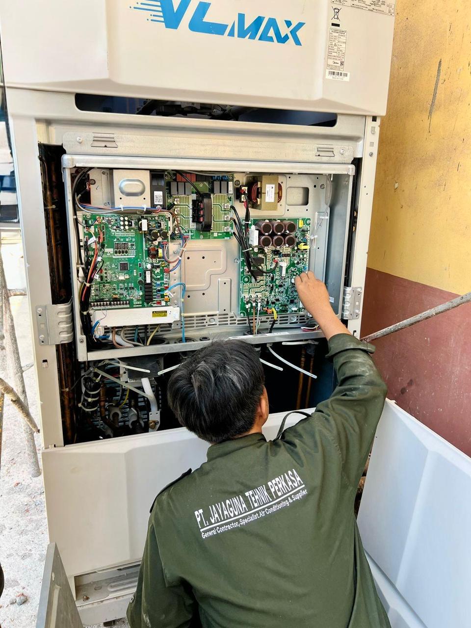Service AC HVAC